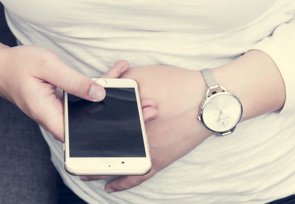 marketing sms zdjęcie iphone'a