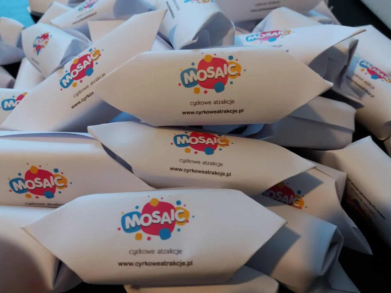 krówki firmowe z logo Mosaic