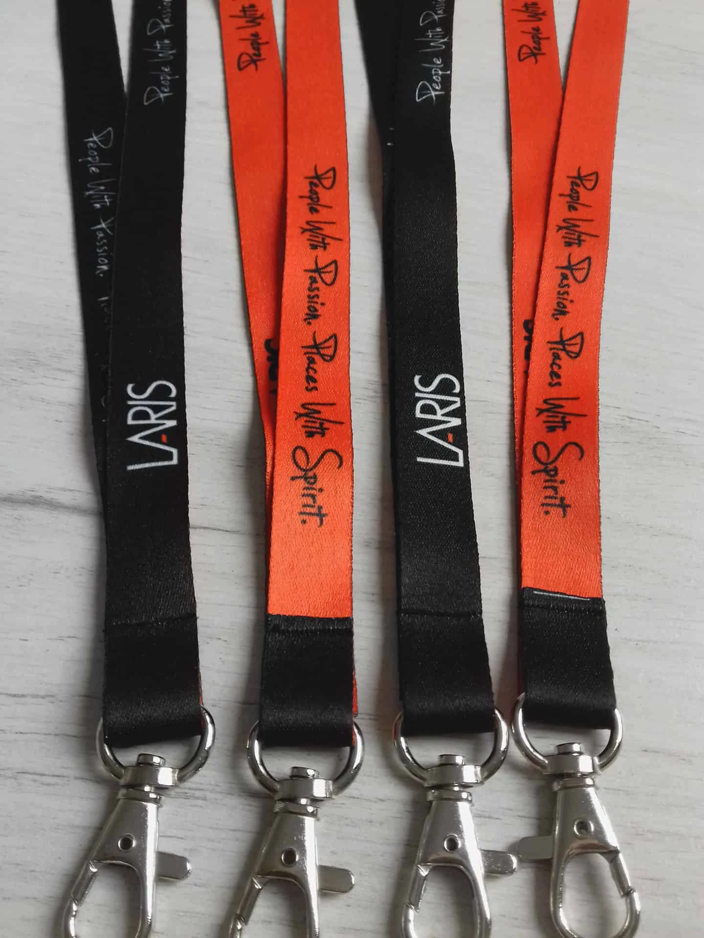 smycze reklamowe z logo LARIS