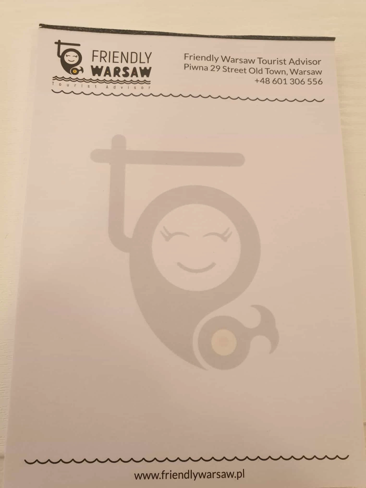 notesy z logo Friendly Warsaw