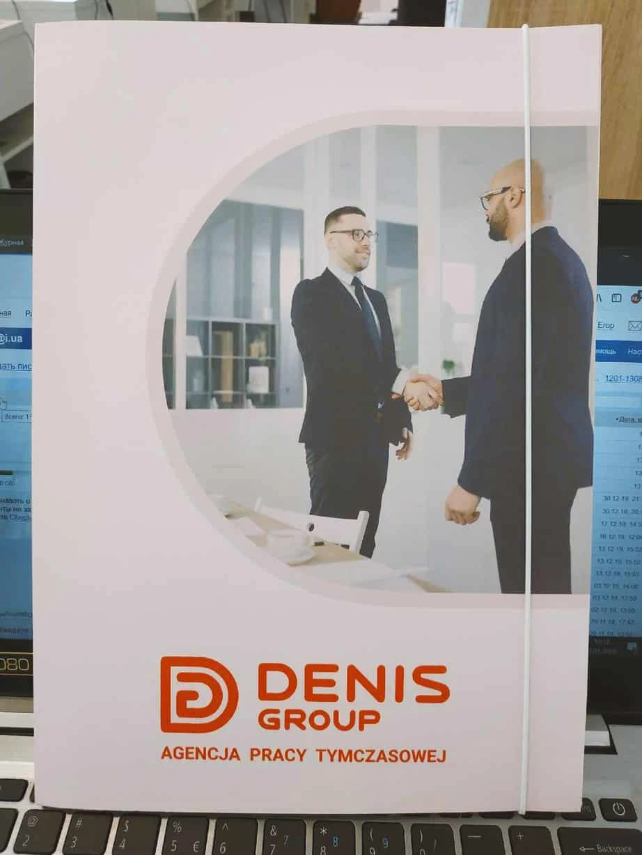 teczki reklamowe z gumką z nadrukiem firmy Denis Group