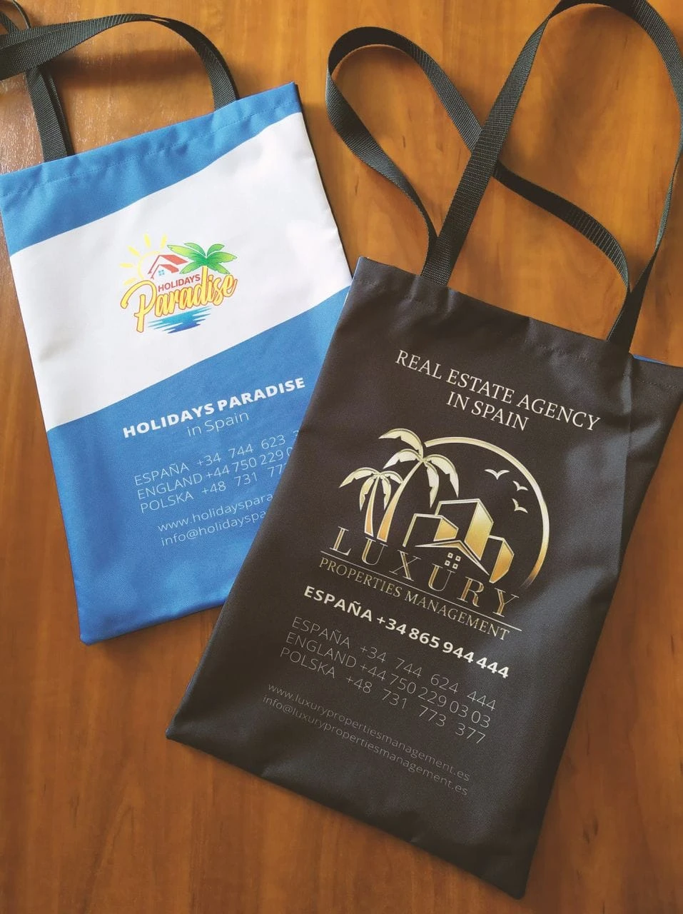 torby reklamowe z logo holiday paradise oraz luxuryproperties management