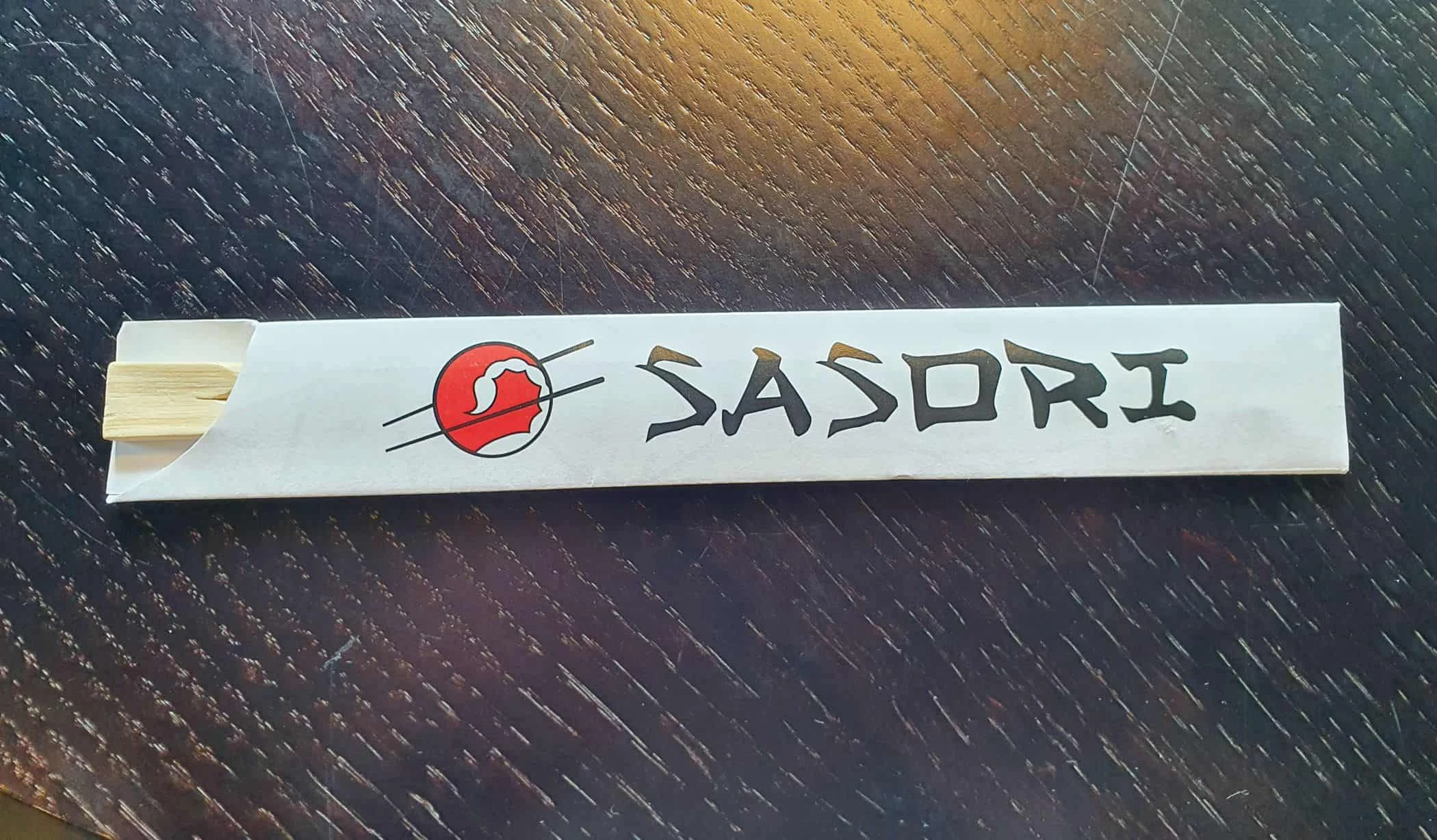 etui na pałeczki z logo Sasori
