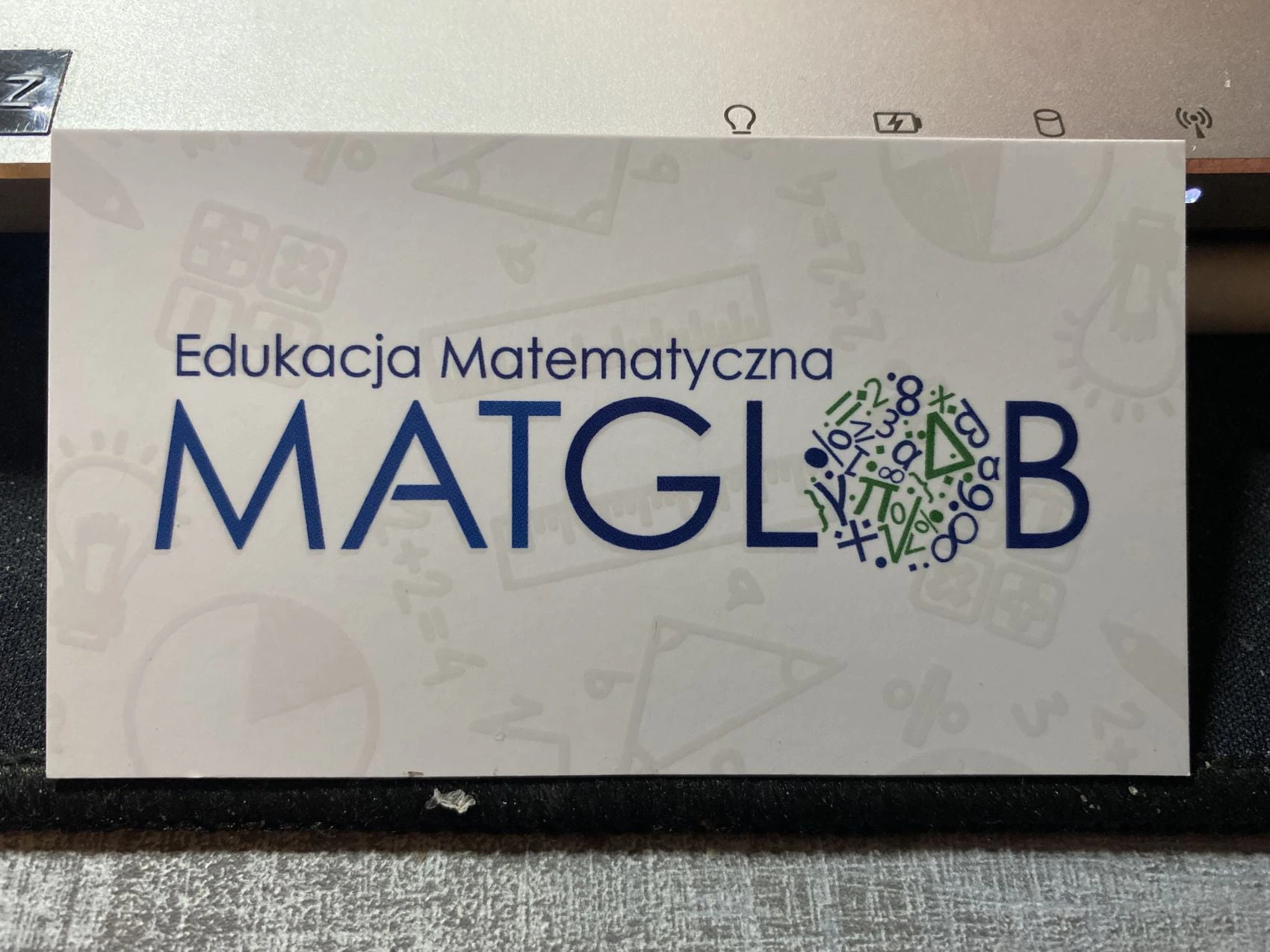 wizytówki z logo MATGLOB