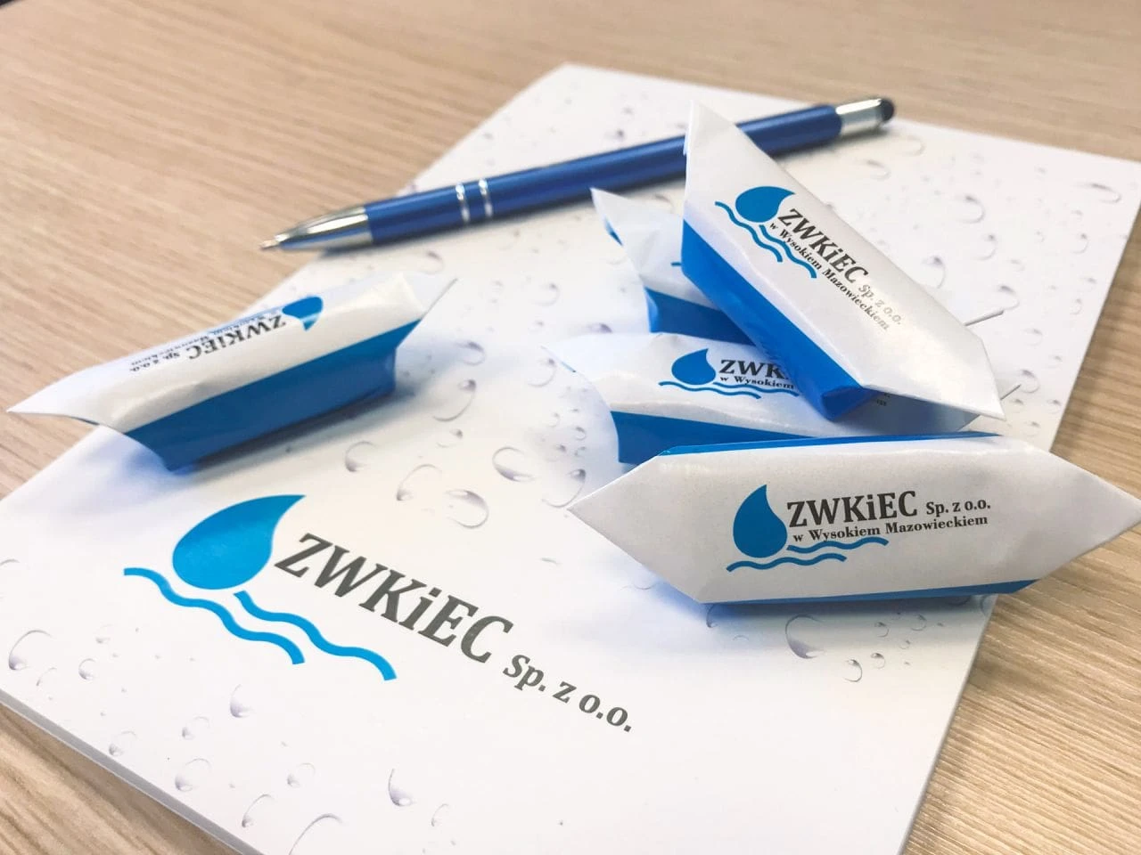 krówki reklamowe z logo ZWKiEC