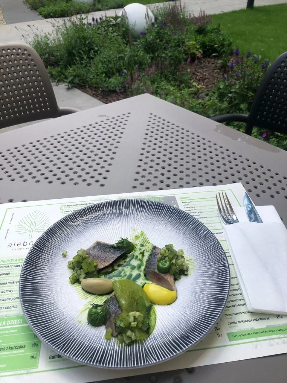 podkładki pod talerze z logo alebosco