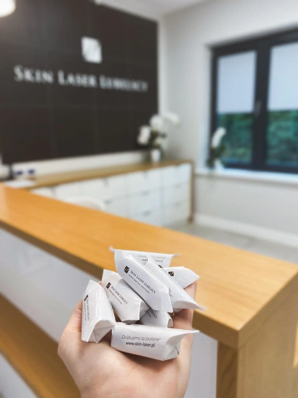 krówki z nadrukiem logo Skin Laser Lubelscy