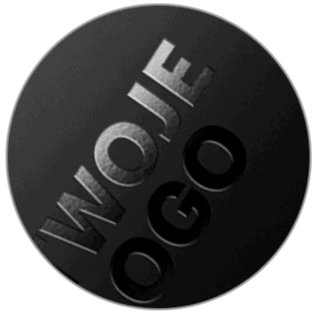 czarny nadruk na czarnym kubku