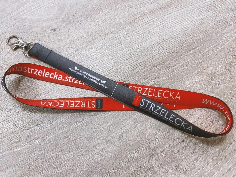 Smycze reklamowe z logo STRZELECKA
