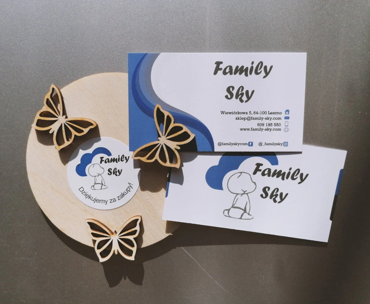 naklejki z logo Family Sky