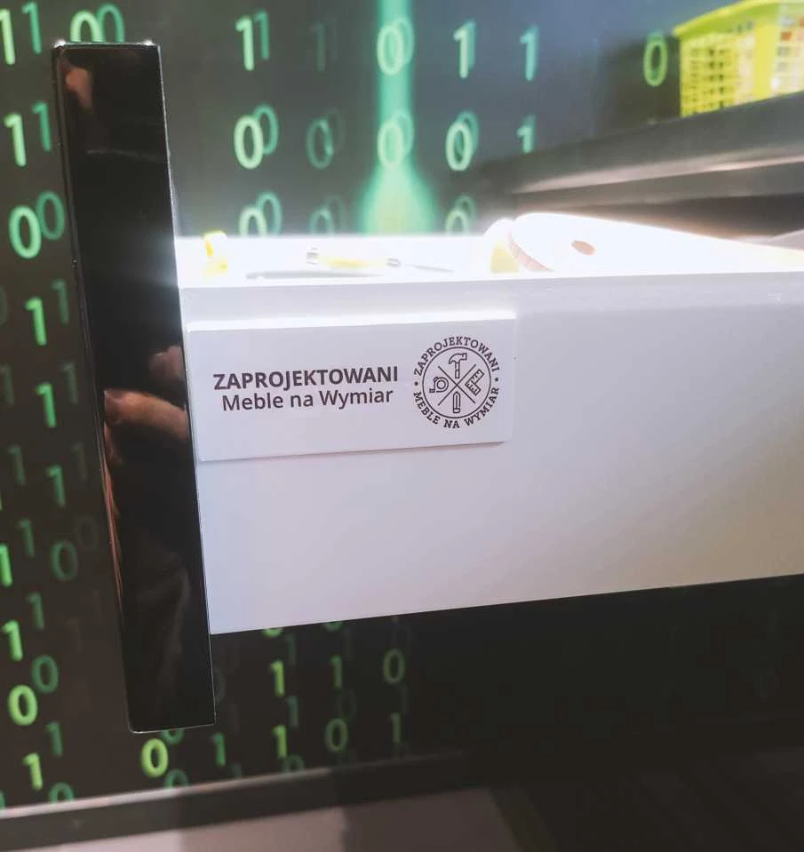 naklejki z logo zaprojektowani