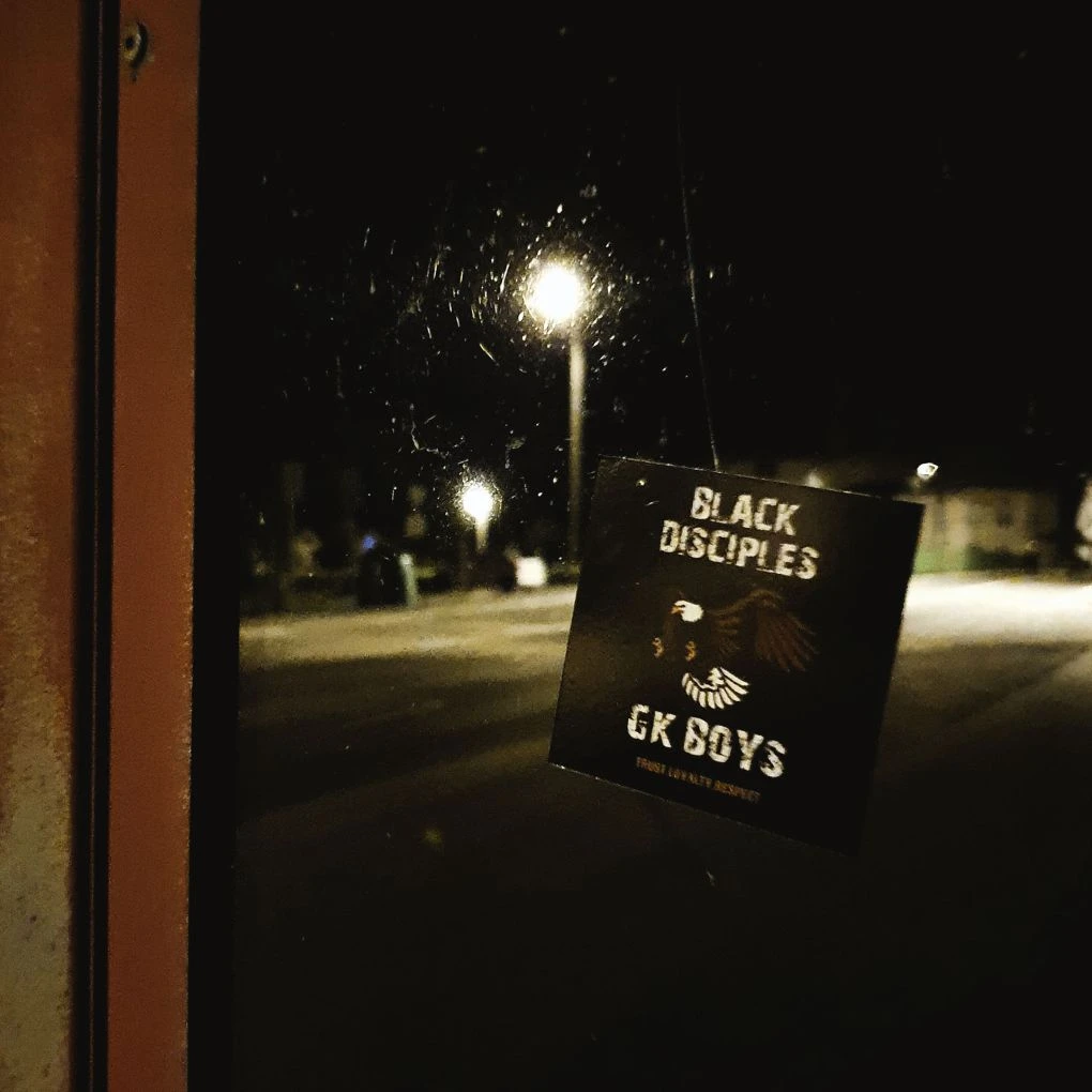 naklejki z nadrukiem na szybe