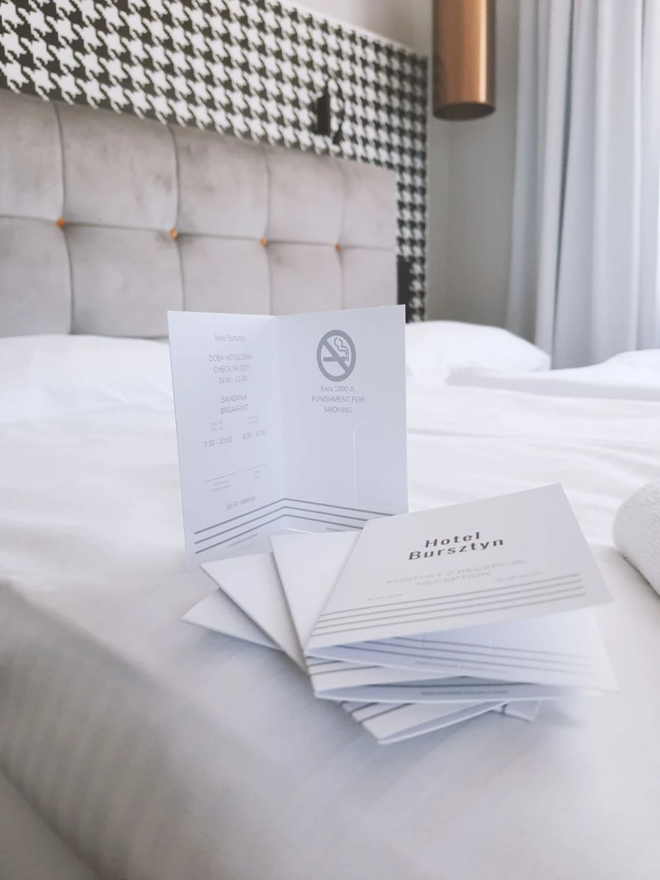 etui na karty z logo Hotel Bursztyn