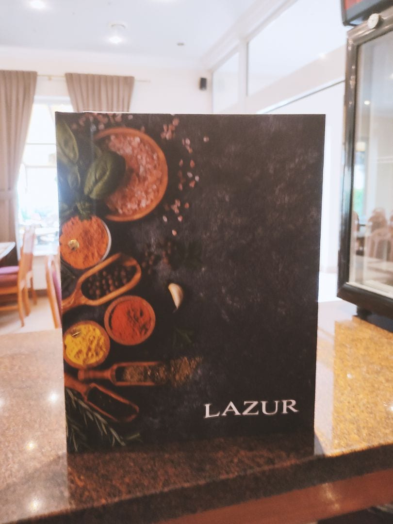 okładki menu z logo LAZUR