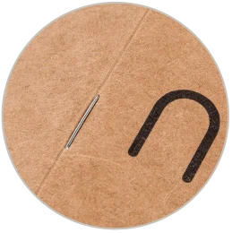 zeszyt spięty dwiema mocnymi zszywkami