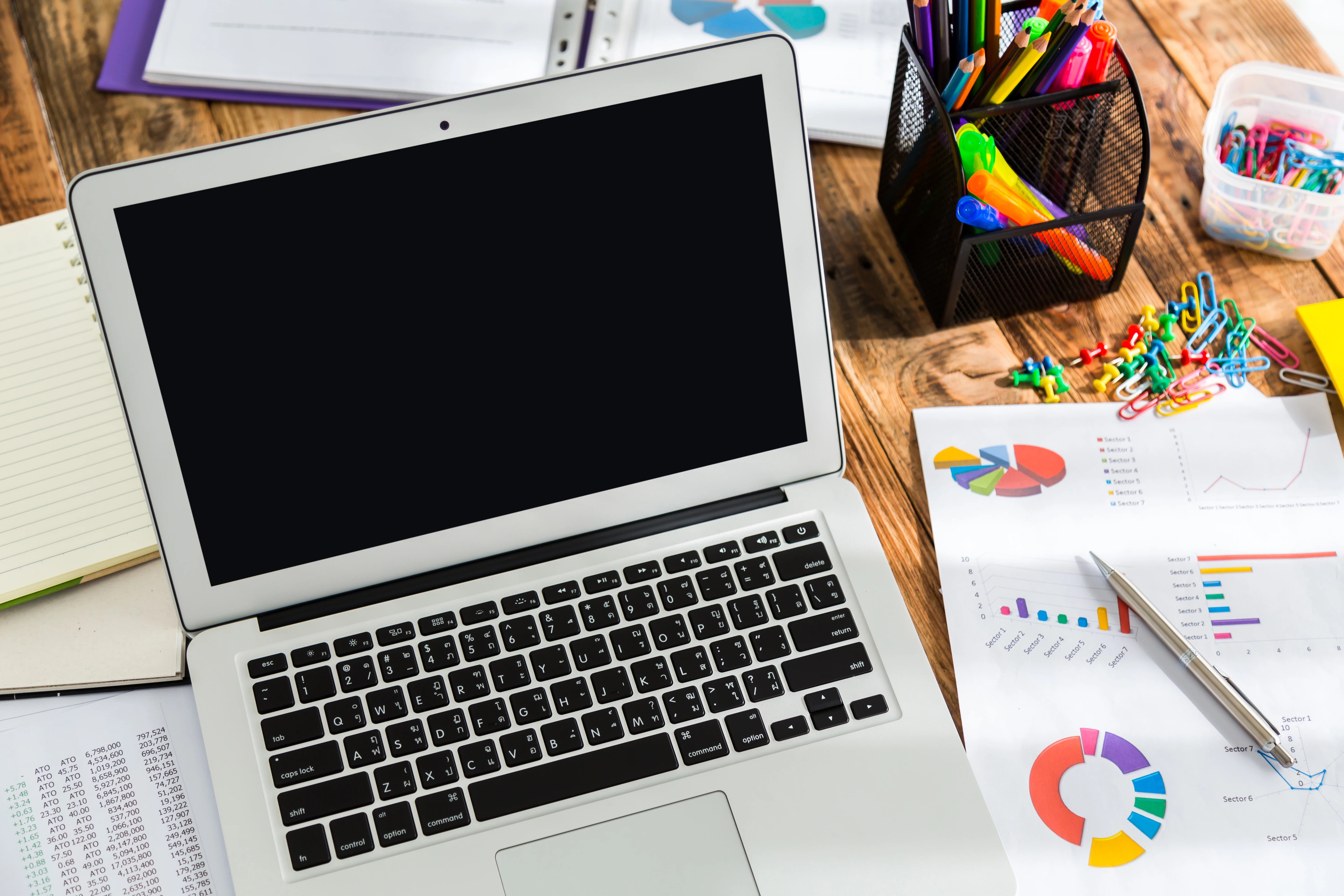 Darmowe narzędzia do grafiki komputerowej: Twój niezbędnik marketera