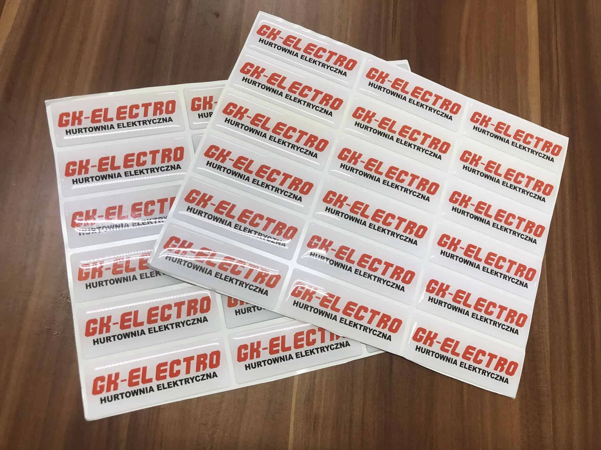 naklejki zalane żywicą dla GK-Electro