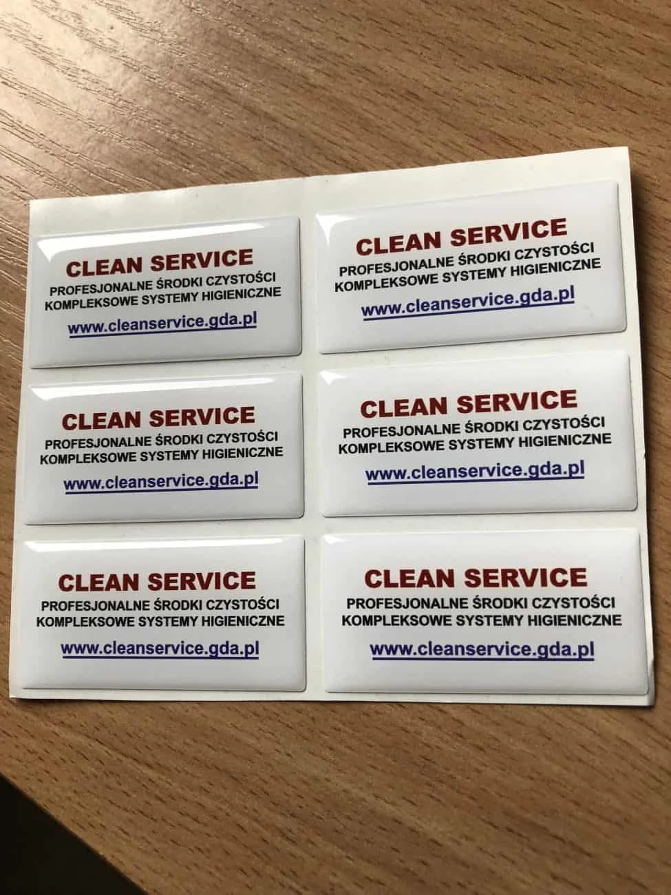 naklejki wypukłe 3d z napisem CLEAN SERVICE