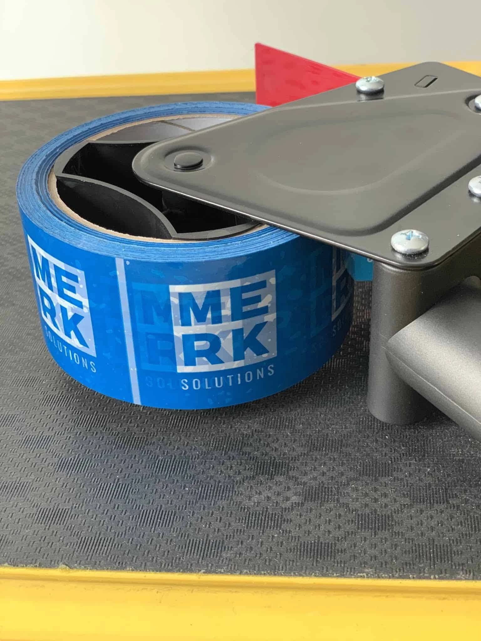 taśmy pakowe z nadrukiem MERK