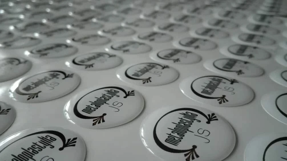 naklejki wypukłe 3d dla metaloplastyka JS