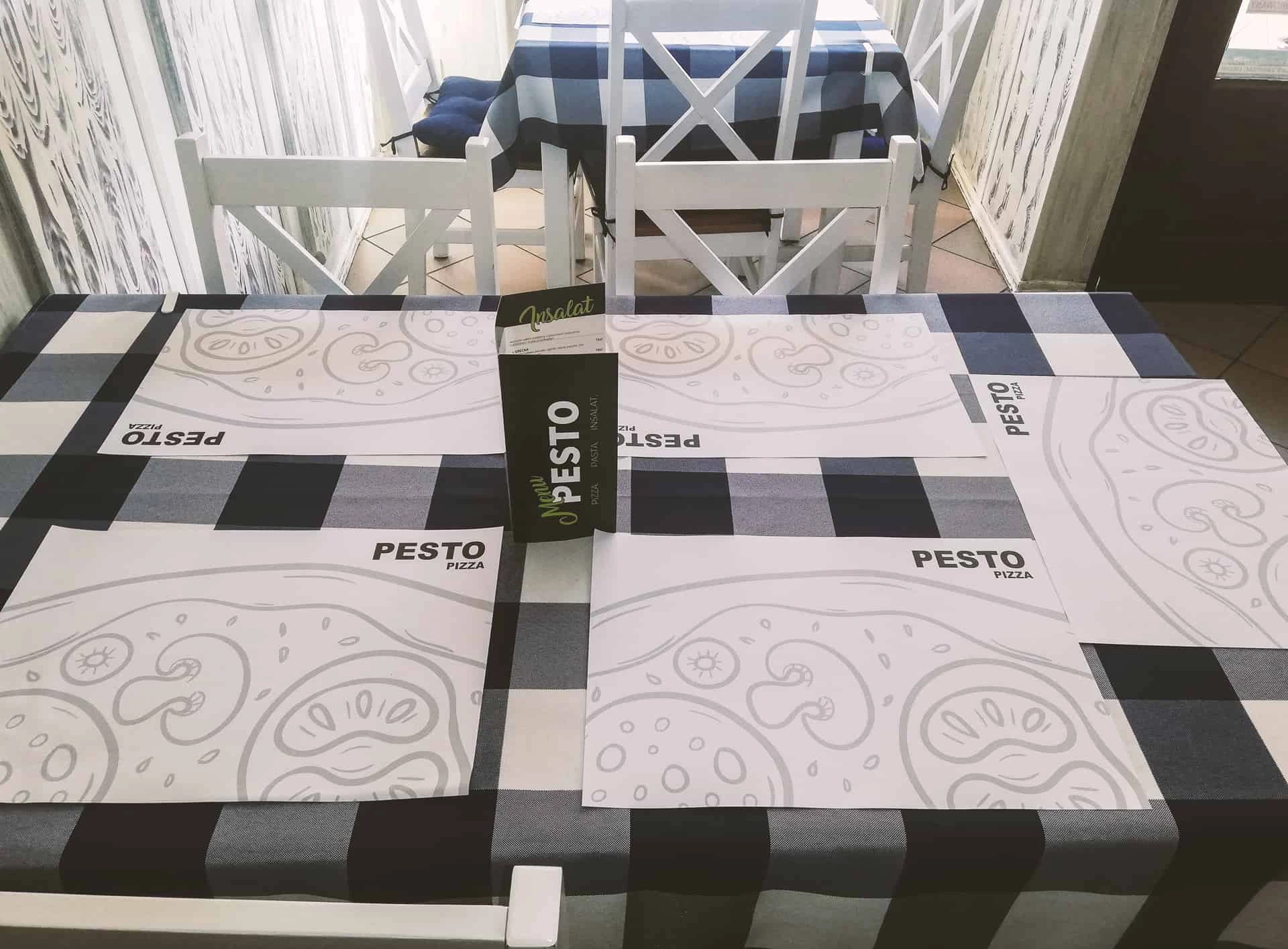 podkładki gastronomiczne z logo Pesto Pizza