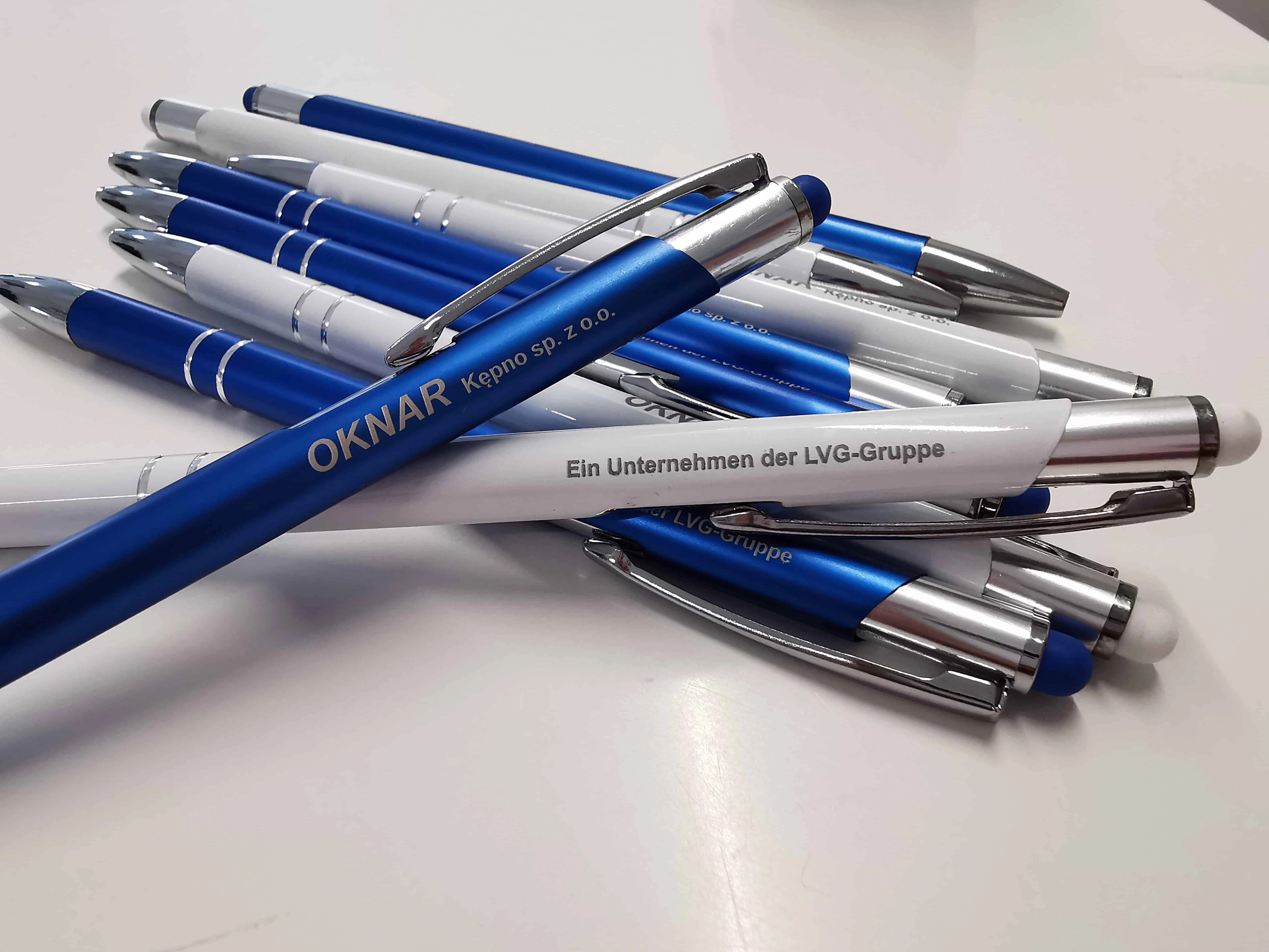 długopisy z lofo OKNAR