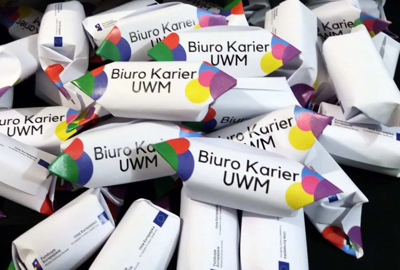 Krówki z nadrukiem Biuro Karier UWM