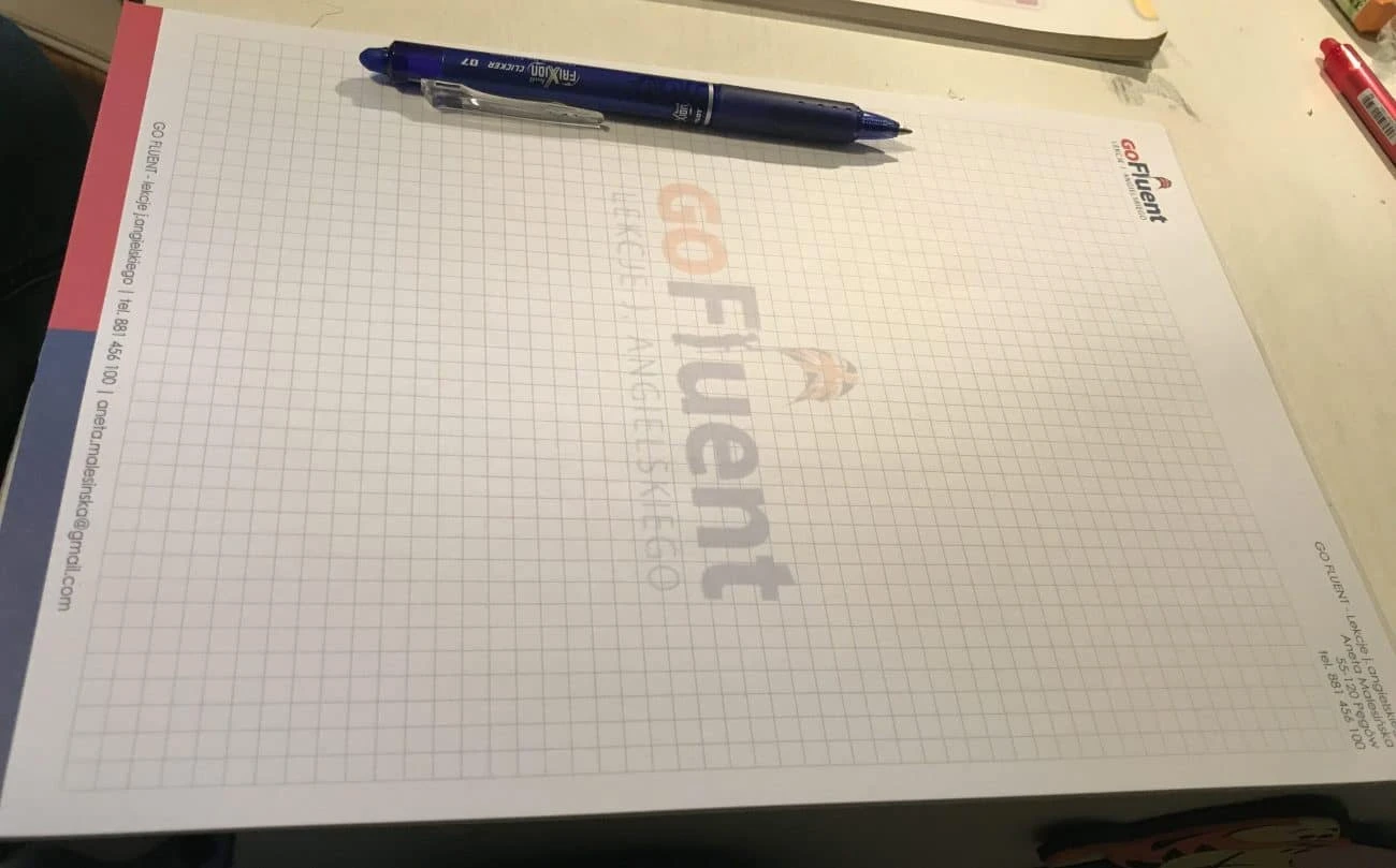notesy reklamowe wyrywane w kratkę z nadrukiem Fluent