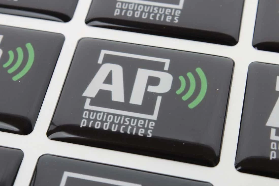 zdjęcie naklejek 3d z logo AP