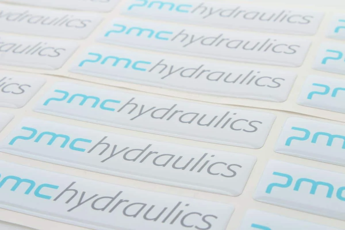 naklejki wypukłe dla firmy pmchydraulics