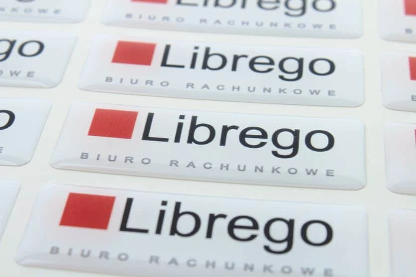naklejki wypukłe z logo librego nieruchomości 2