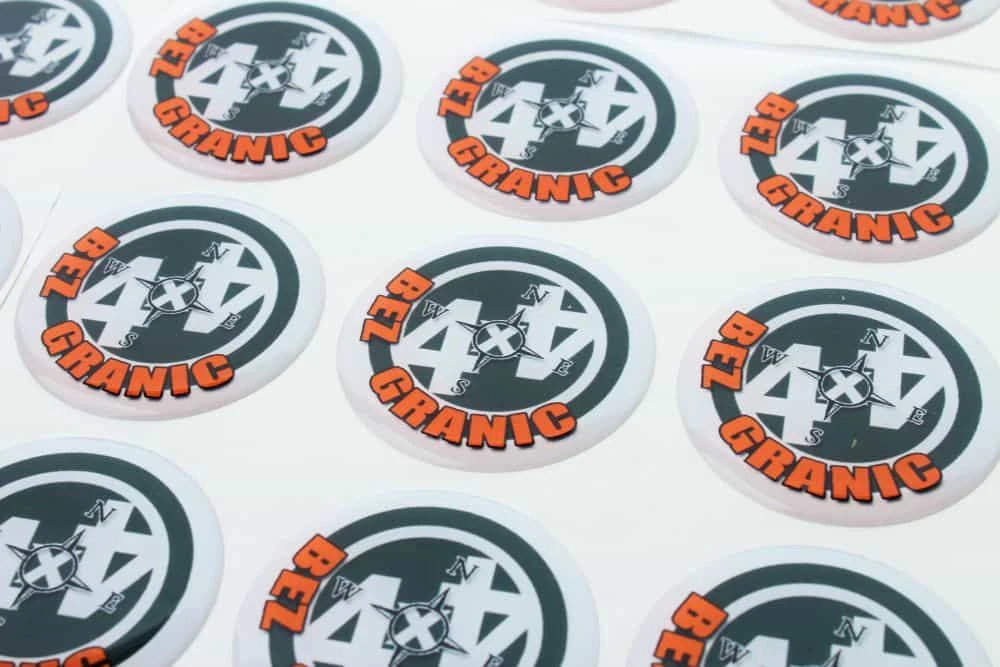 okrągłe naklejki wypukłe z nadrukiem 4x4