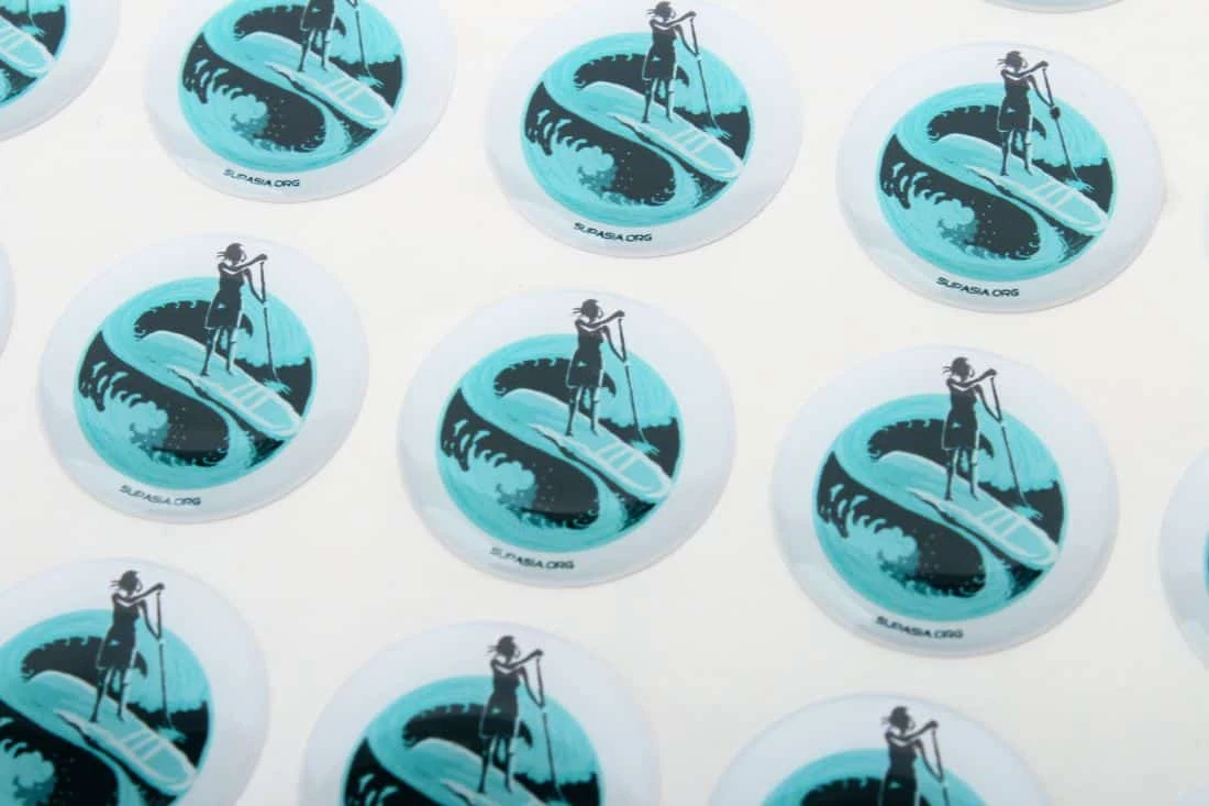 naklejki wypukłe z logo supasia