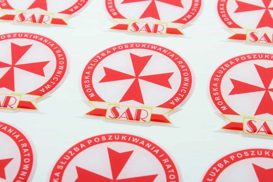 naklejki wypukłe z logo SAR