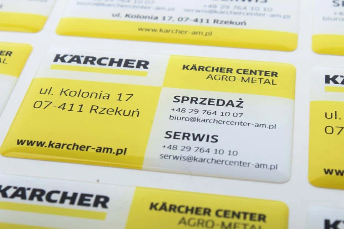 zdjęcie naklejek wypukłych z logo Karcher
