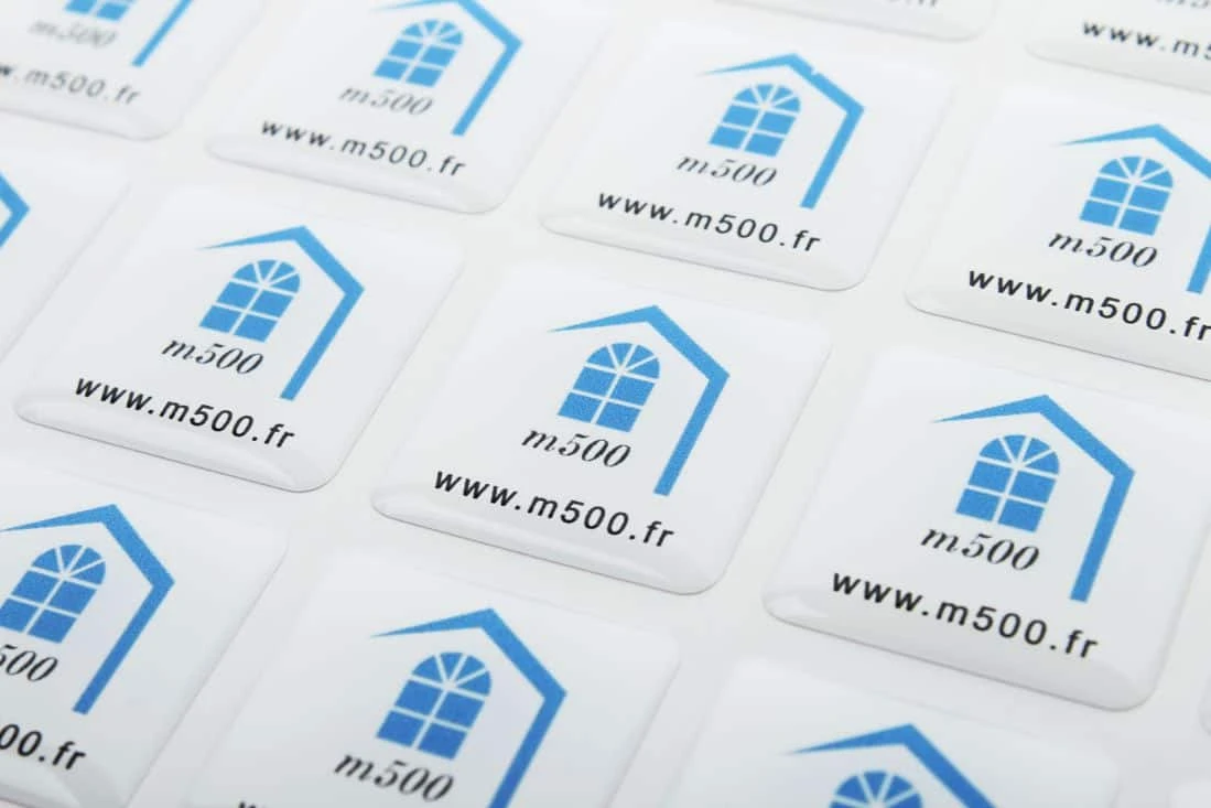 realizacja naklejek wypukłe dla m500.fr
