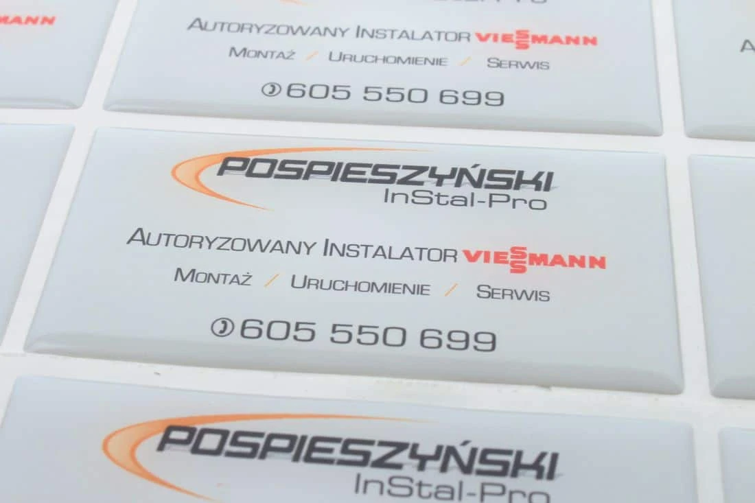 realizacja na naklejki wypukłe dla marki pospieszyński