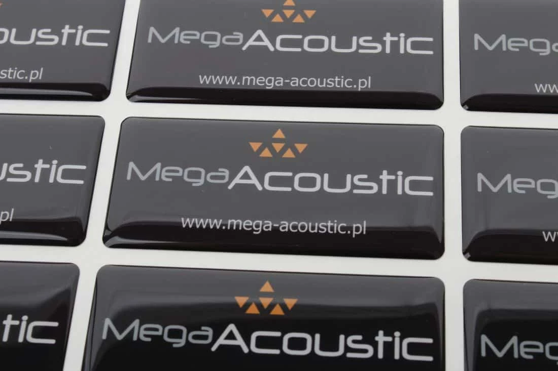 realizacja na naklejki reklamowe wypukłe dla firmy Mega Acoustic