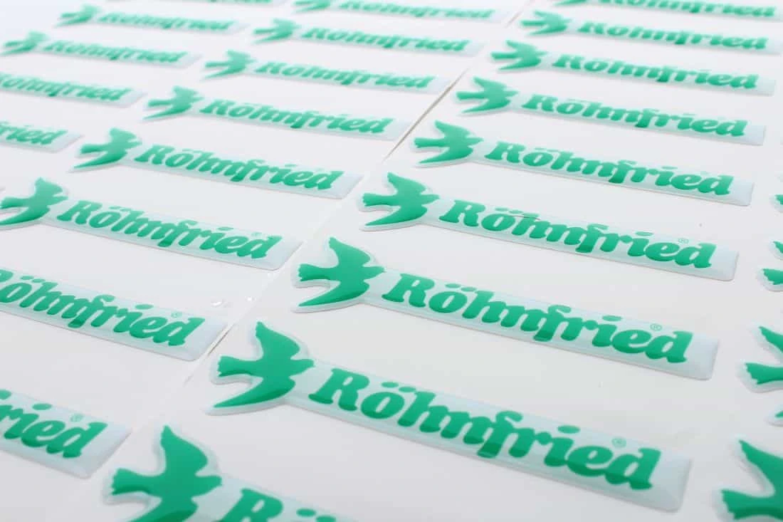 realizacja na naklejki wypukłe z reklamą firmy Rohnfried