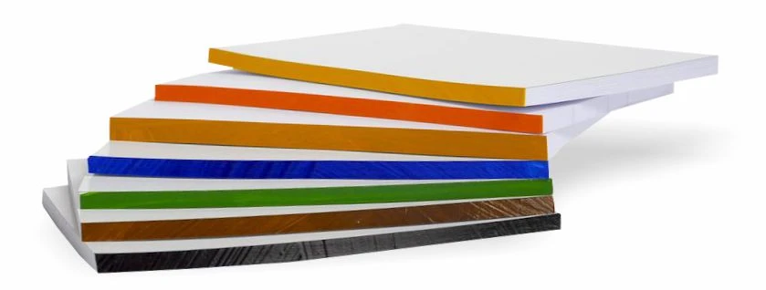 notesy z kolorową krawędzią