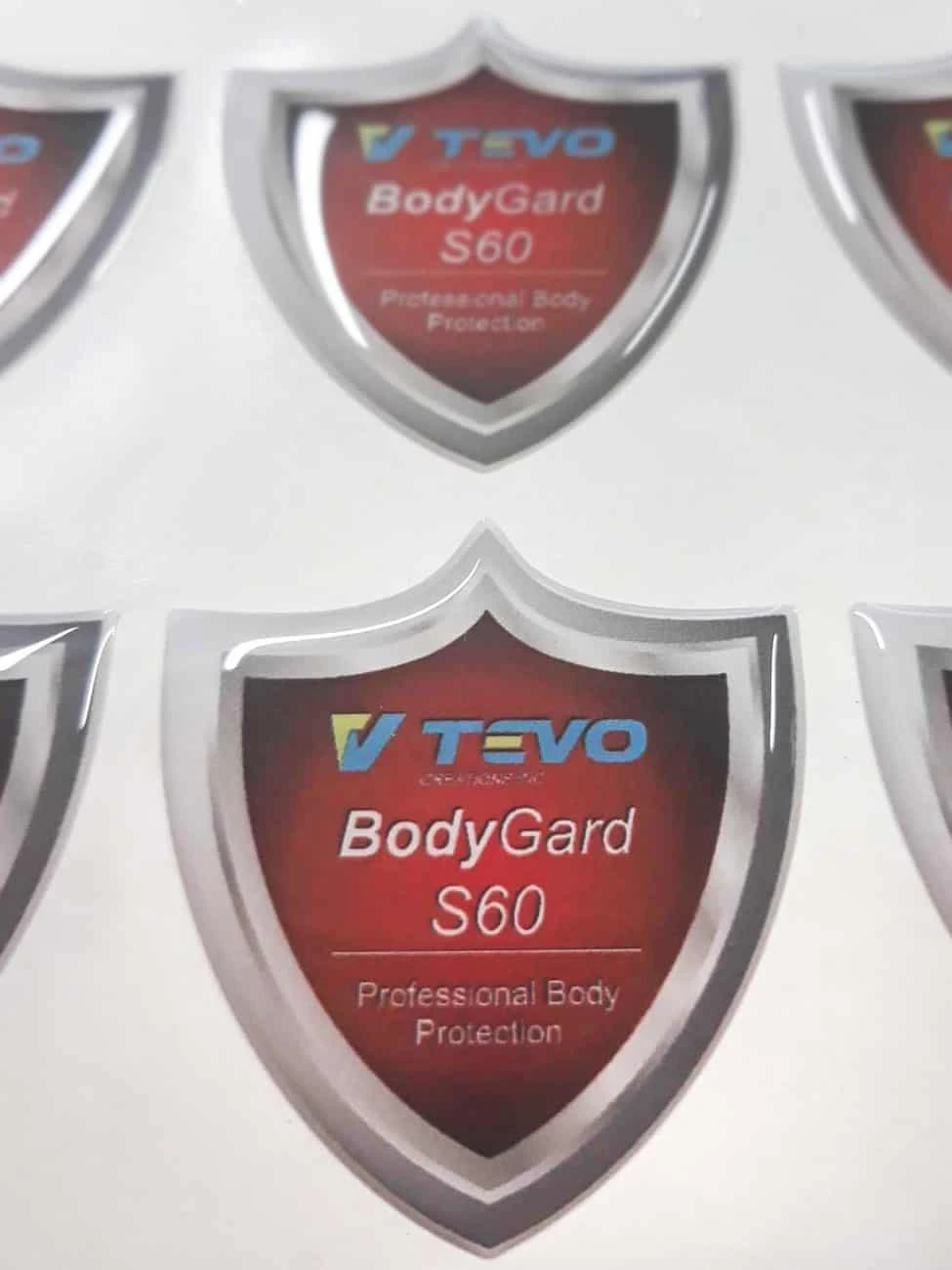 zdjęcie naklejek doming z logo Tevo