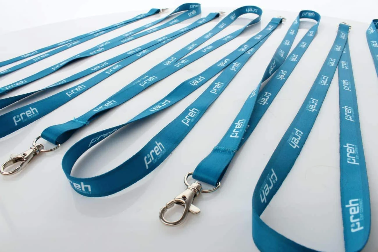 realizacja smyczy reklamowych z nadrukiem Preh