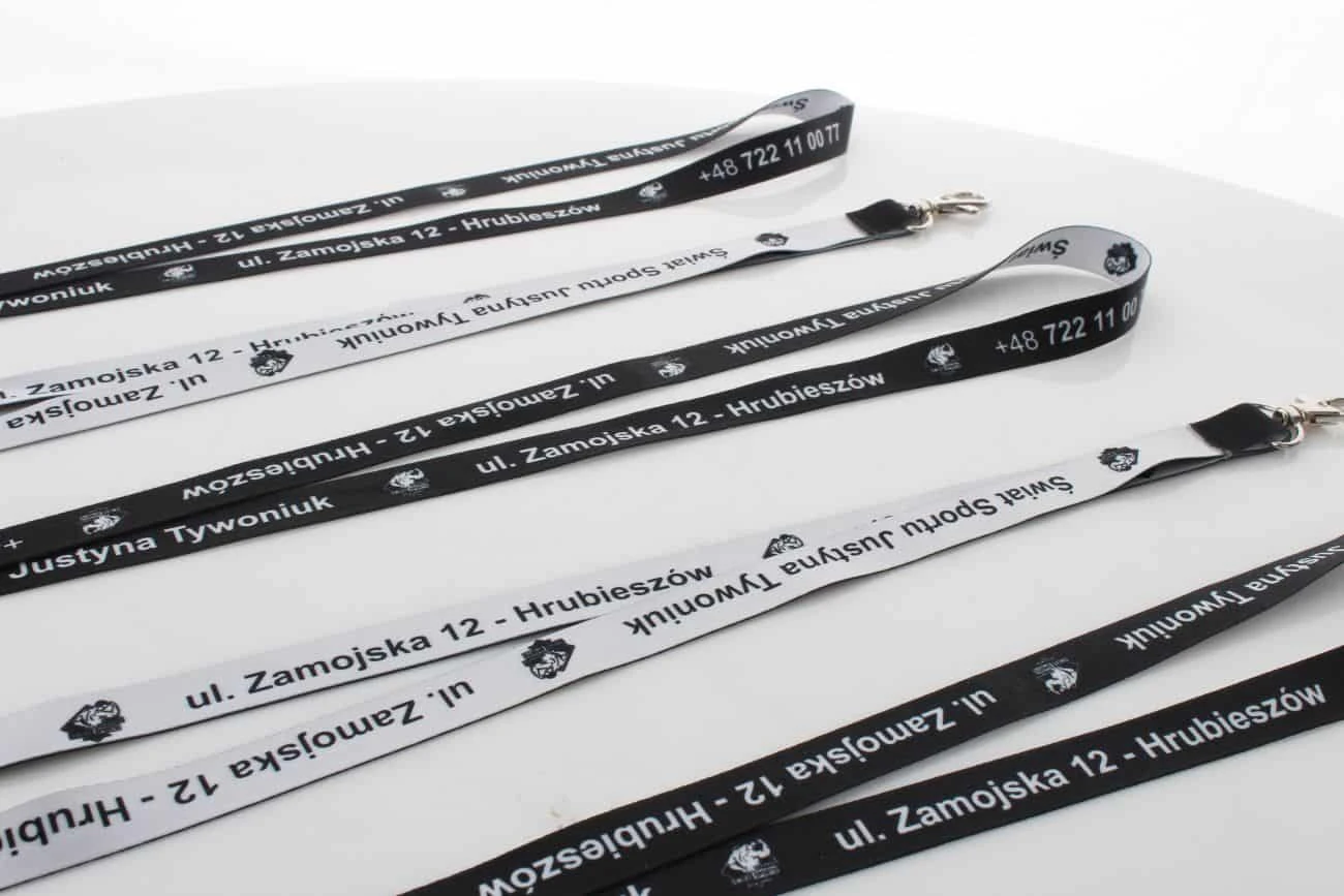 smycze z nadrukiem dwustronnym dla Świat Sportu Justyna Tywoniuk