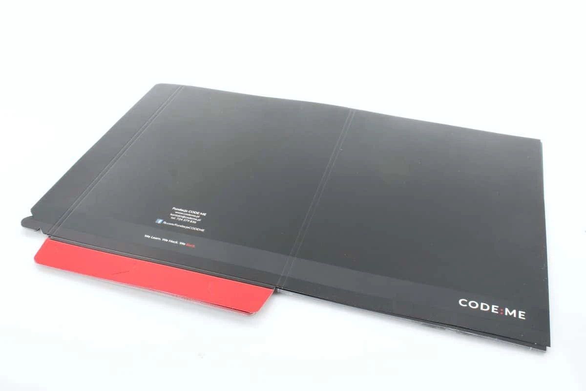 teczki_6_3 teczki reklamowe z logo Code:Me