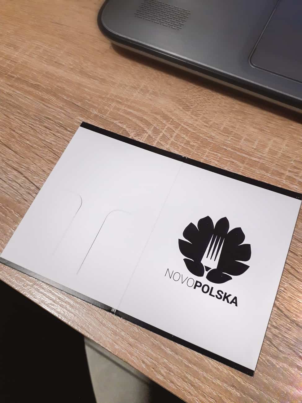 etui na karty hotelowe z logo NovoPolska