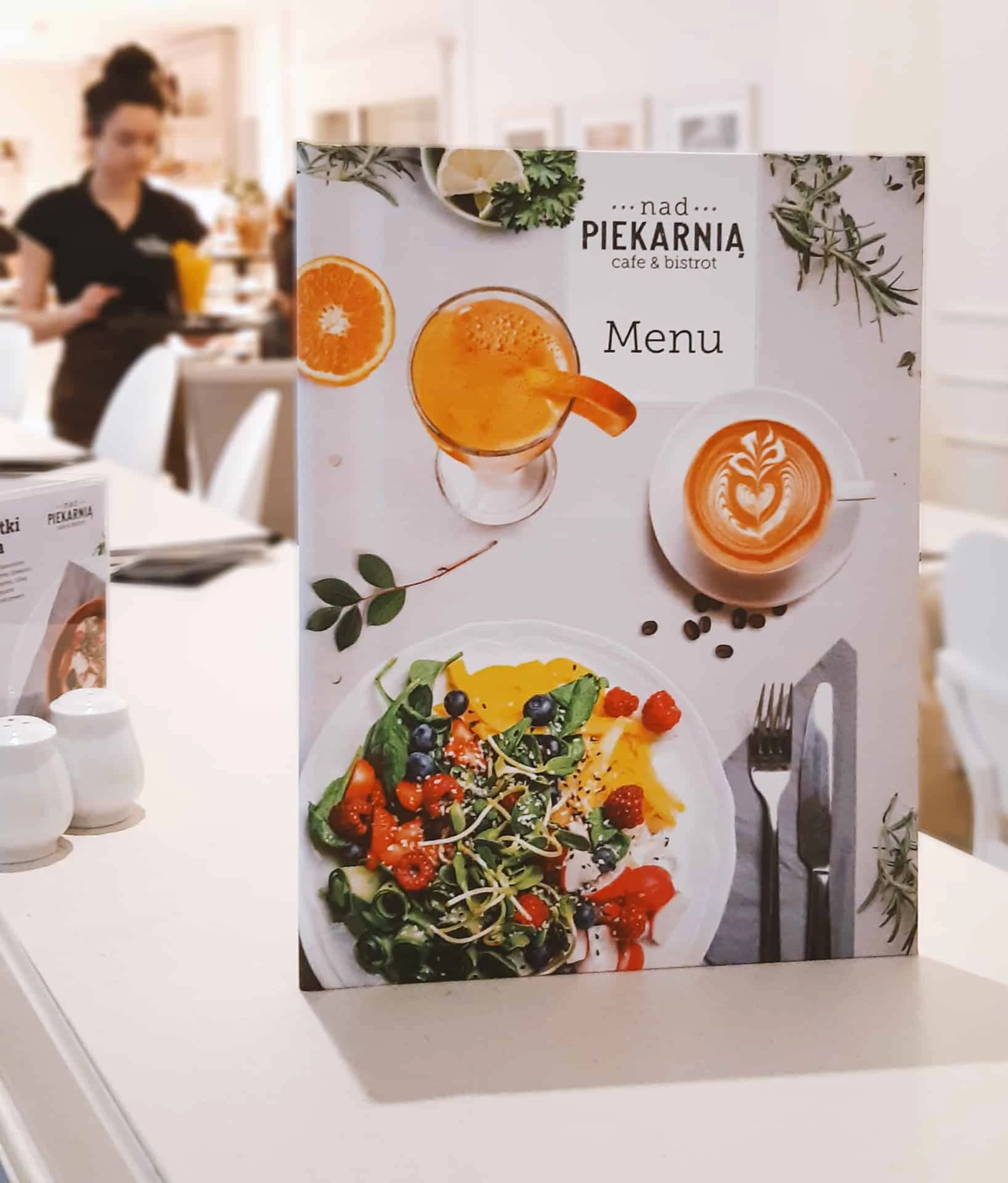 okładki menu z logo nad piekarnią